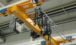 無(wú)錫行車(chē)保養(yǎng)操作是如何進(jìn)行保養(yǎng)維護(hù)？